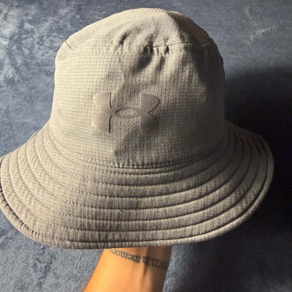 Under Armour ArmourVent Bucket Hat Size L/XL Gray